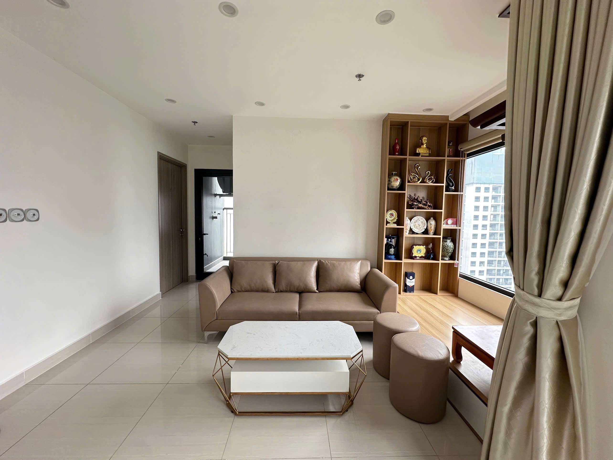 Cho thuê căn hộ 2PN Gs3 Vinhomes Smart City, full nội thất