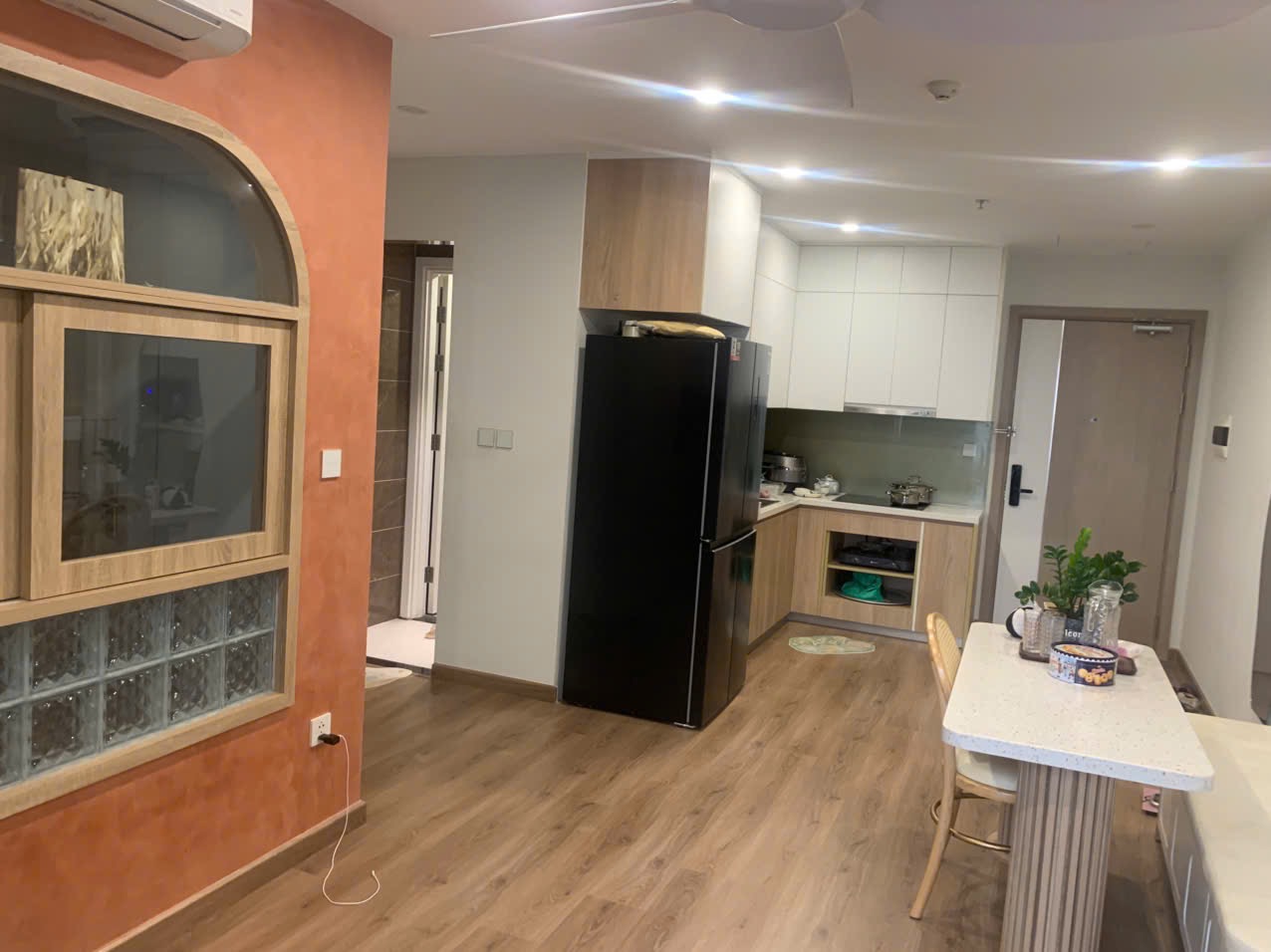 Cho thuê căn hộ chung cư Vinhomes Smart City 2PN tòa I1 54,5m2 full nội thất