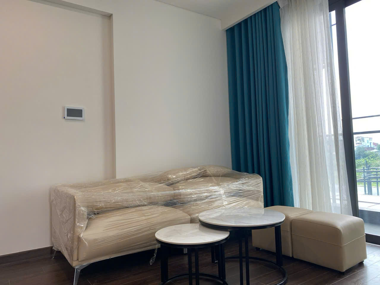 CHO THUÊ NGAY CĂN HỘ MASTERI 3N2VS ĐẲNG CẤP!